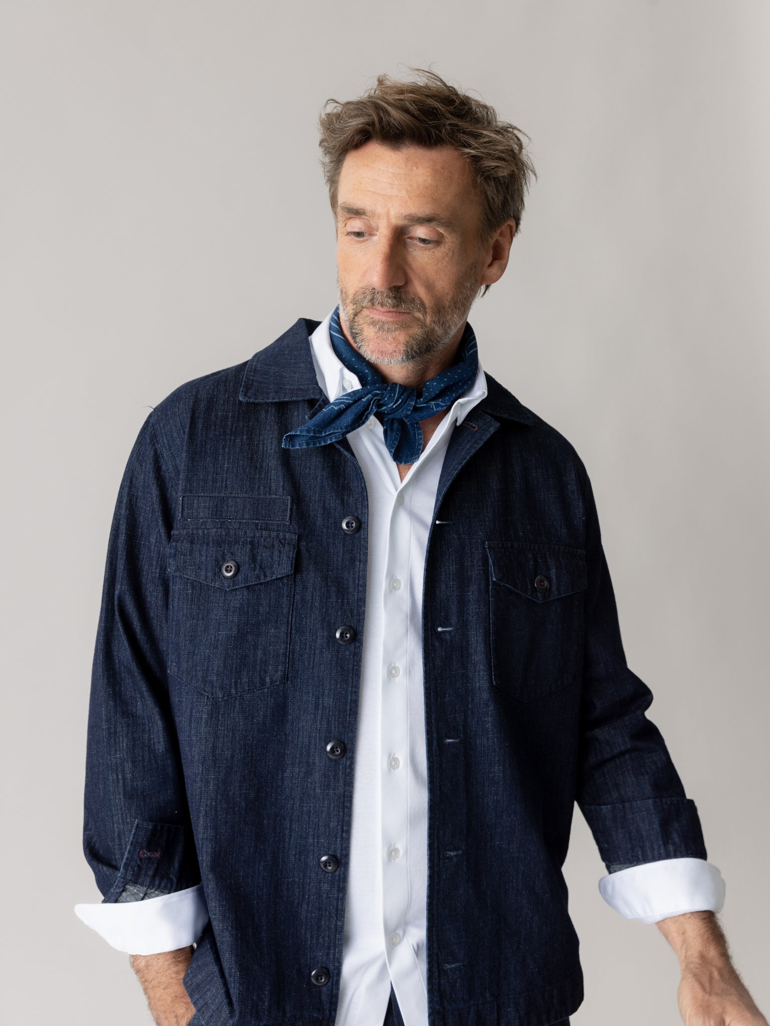 Modelshot / Indigo Blue / Detail